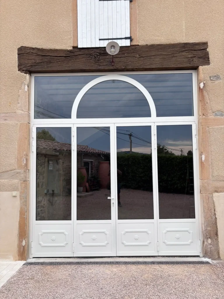 verrière atelier en acier sur mesure, métallier dans le Beaujolais, Rhône