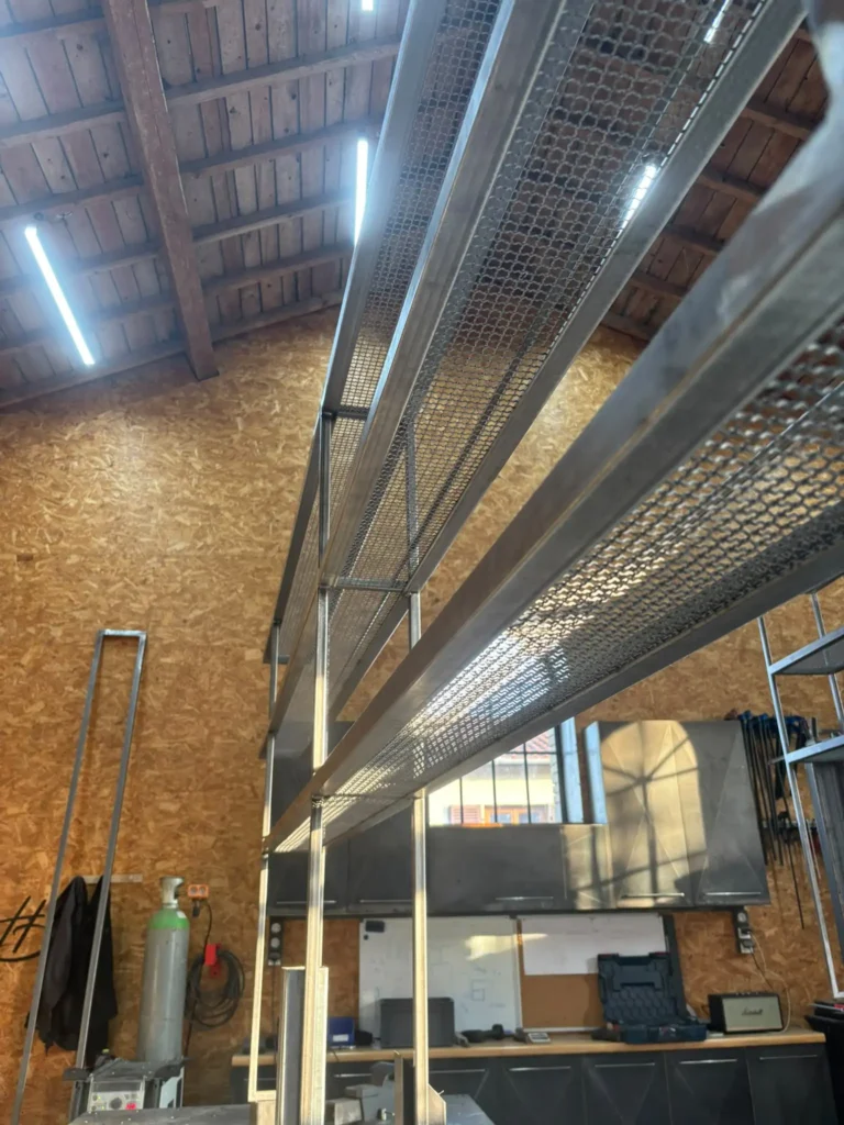 ouvrage de construction métallique, métallier dans le Beaujolais, Rhône