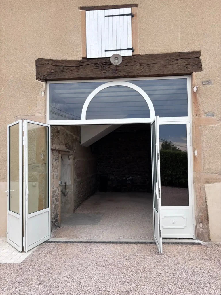 châssis de verrière en acier, artisan métallier à Fleurie (Beaujolais, Rhône)