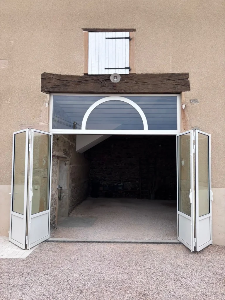 verrière atelier en acier sur mesure, métallier dans le Beaujolais, Rhône